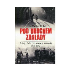 Pod obuchem zagłady