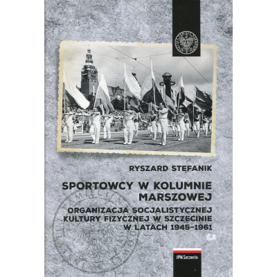 Sportowcy w marszowej kolumnie